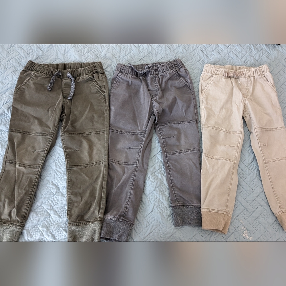 Three pairs 4t boys Cat and Jack pants
